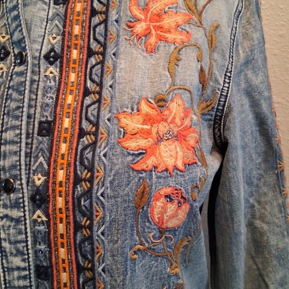 DRIFTWOOD Floral Embroidered Denim Shirt - Picture 5 of 7